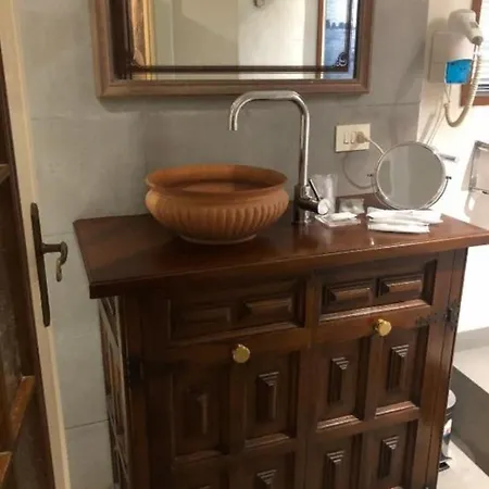 Vigne 5 * Brunate